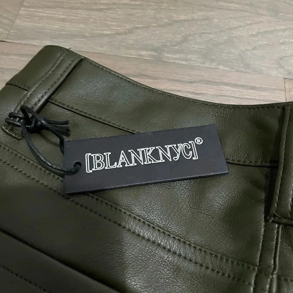 BLANKNYC Franklin High Waist Faux Leather Wide Leg Pants Sign up green. Size 31 - Picture 7 of 10